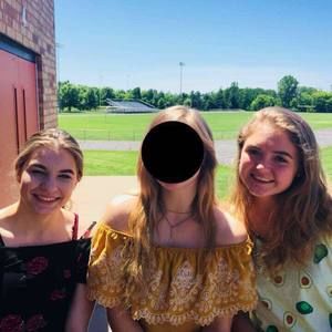 Meet your Posher, Danaka